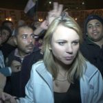 Golpean y violan a corresponsal de CBS en Egipto