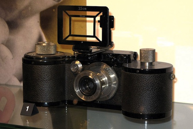 (Esta es la cámara Leica 250/ Foto Rama)